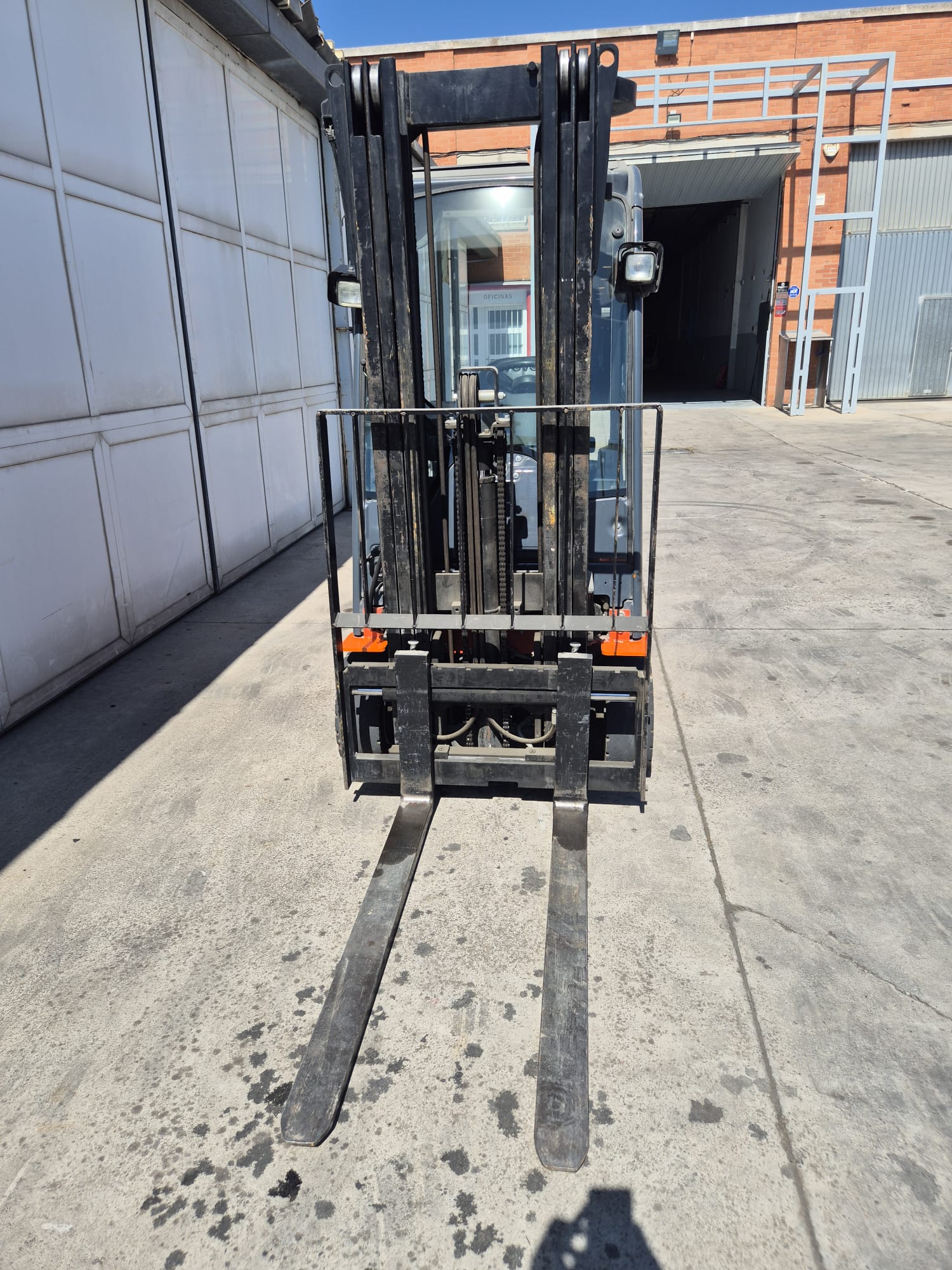 ELECTRICA 3 RUEDAS TOYOTA 8FBEKT16 - Imagen 4