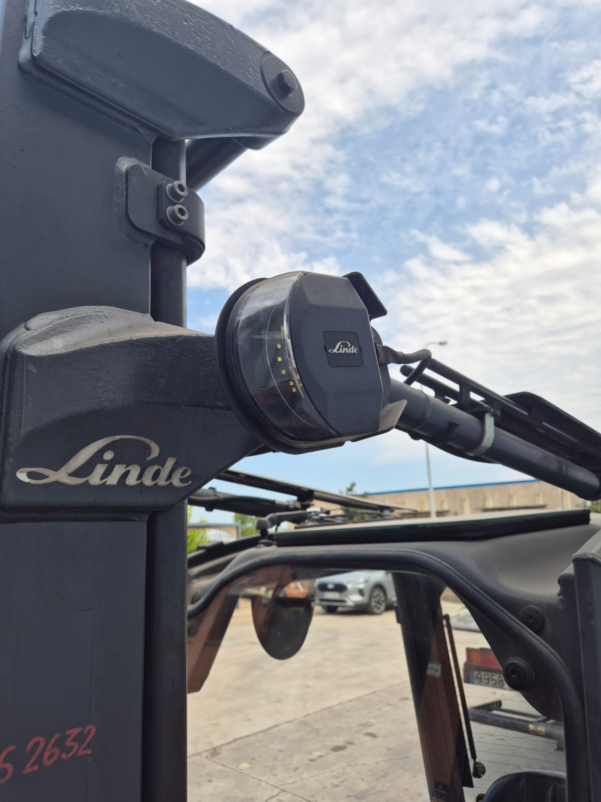 CARRETILLA 4 RUEDAS E 20P LINDE 386W - Imagen 3