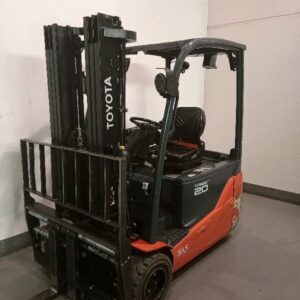 ELECTRICA 3 RUEDAS TOYOTA 8FBE20T