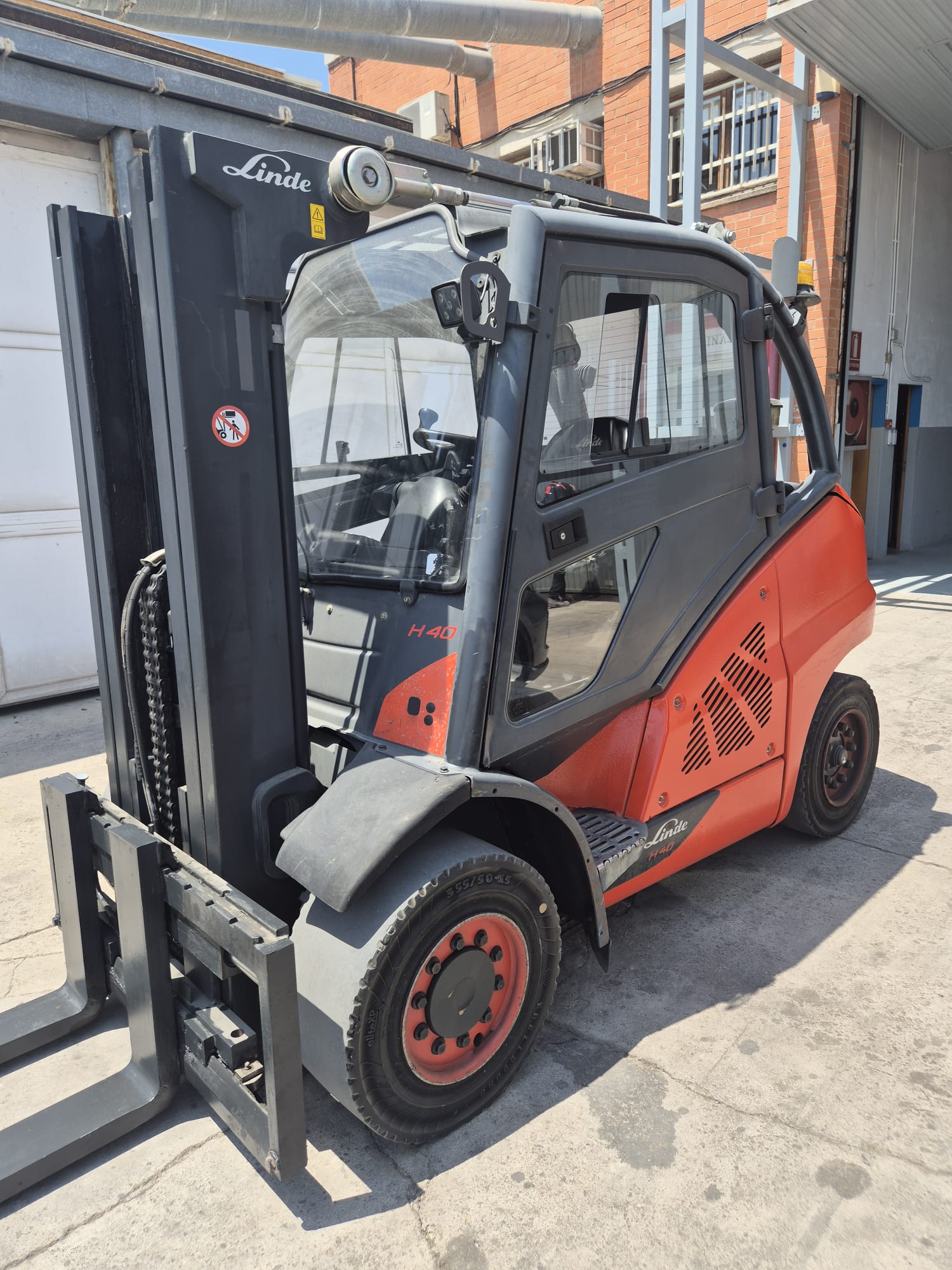 DIESEL 4 RUEDAS LINDE H 40D - 02