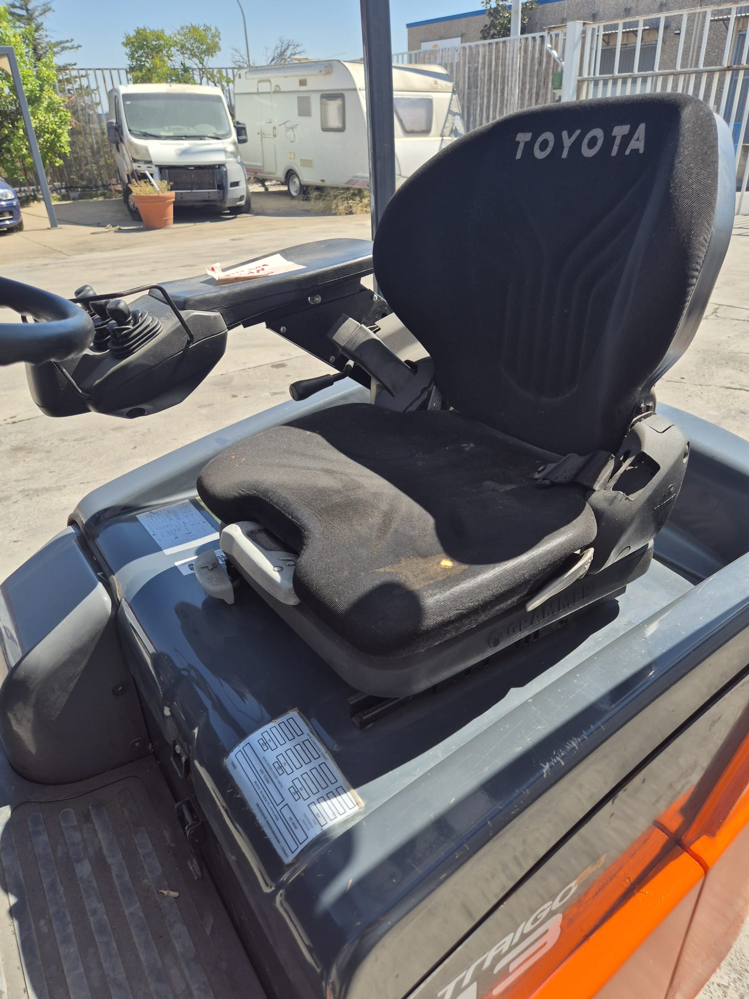 ELECTRICA 3 RUEDAS TOYOTA 7FBEST13 - Imagen 13