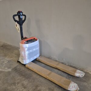 TRANSPALETA LIGERA LITIO TOYOTA/BT LHE150